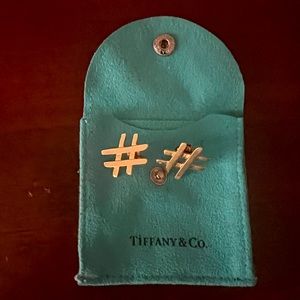 Tiffany Paloma Picasso Hashtag gold earrings